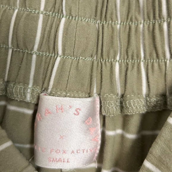 Sarah's Day x White Fox Active Green Striped Jogger Pants Size Medium - Picture 11 of 11